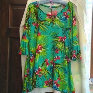 31"length poly tunic, hanky hem